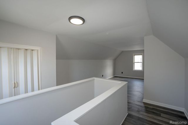 19820 Avalon Street, St. Clair Shores, MI 48080