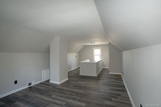 19820 Avalon Street, St. Clair Shores, MI 48080