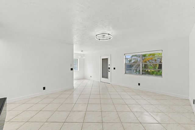 541 BURGUNDY L 541, Delray Beach, FL 33484