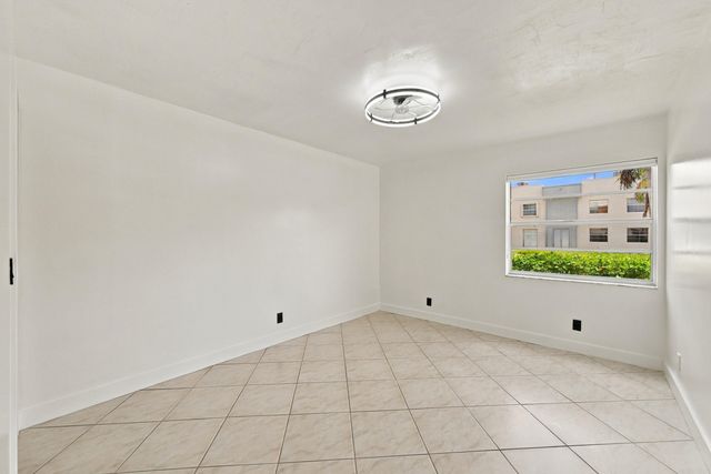 541 BURGUNDY L 541, Delray Beach, FL 33484