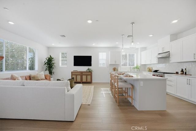 2380 Haley Point Drive 104, Ventura, CA 93003