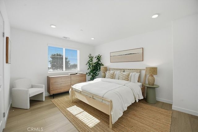 2380 Haley Point Drive 104, Ventura, CA 93003