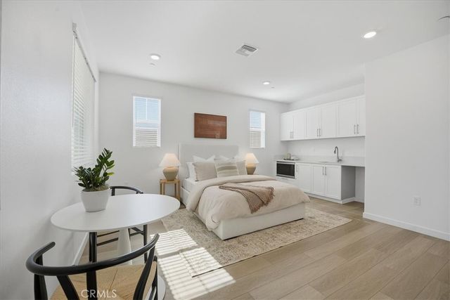 2380 Haley Point Drive 104, Ventura, CA 93003