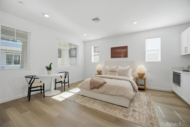 2380 Haley Point Drive 104, Ventura, CA 93003
