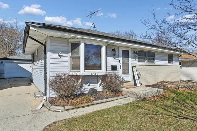 3733 S 80th STREET, Milwaukee, WI 53220