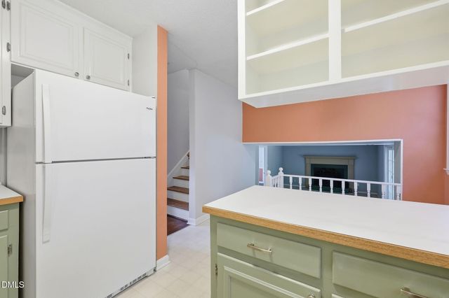 6725 W Lake Anne Drive, Raleigh, NC 27612