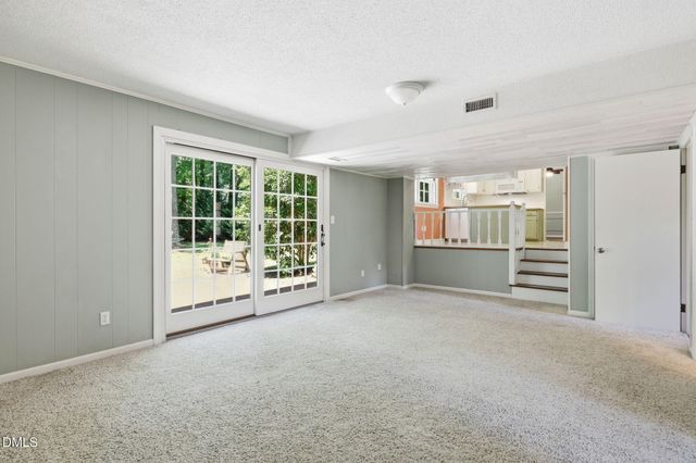 6725 W Lake Anne Drive, Raleigh, NC 27612