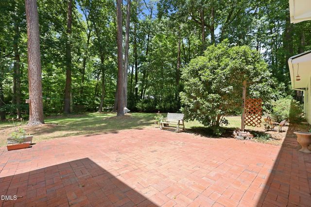 6725 W Lake Anne Drive, Raleigh, NC 27612