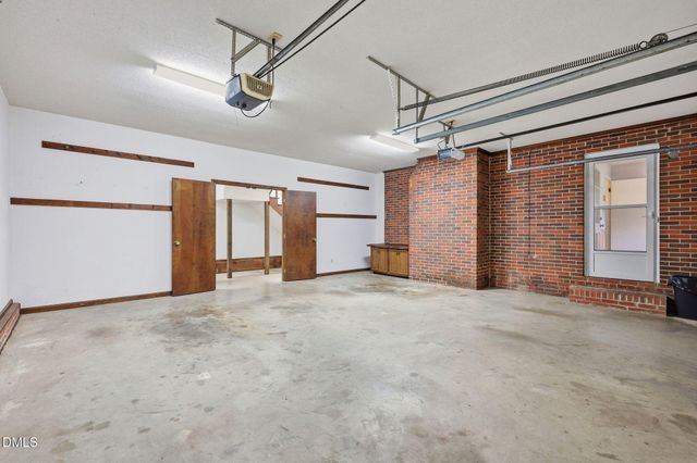 6725 W Lake Anne Drive, Raleigh, NC 27612