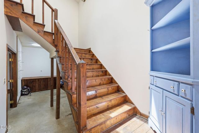6725 W Lake Anne Drive, Raleigh, NC 27612