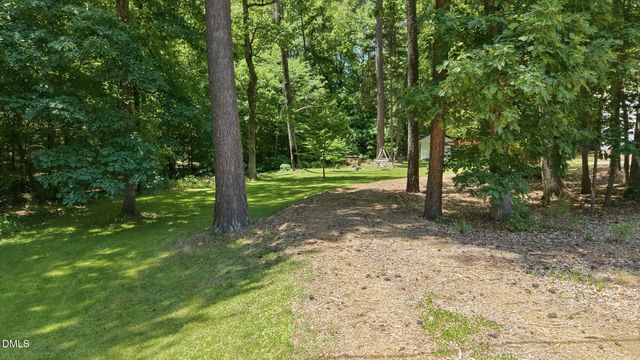 6725 W Lake Anne Drive, Raleigh, NC 27612