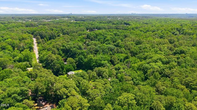 6725 W Lake Anne Drive, Raleigh, NC 27612