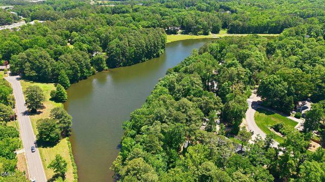 6725 W Lake Anne Drive, Raleigh, NC 27612