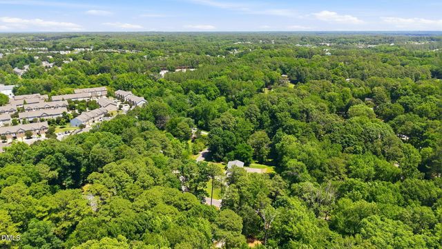 6725 W Lake Anne Drive, Raleigh, NC 27612