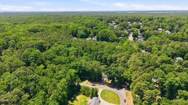 6725 W Lake Anne Drive, Raleigh, NC 27612