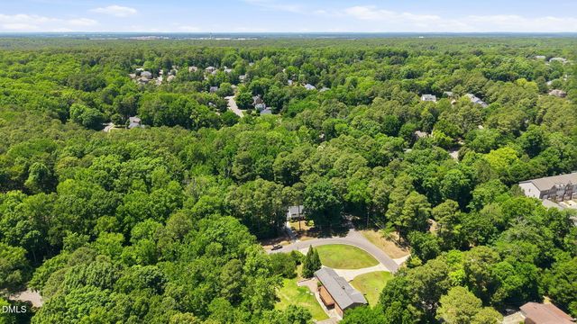 6725 W Lake Anne Drive, Raleigh, NC 27612
