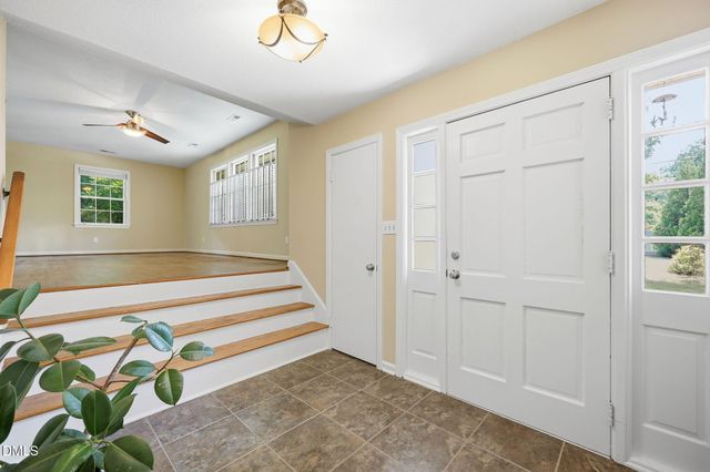 6725 W Lake Anne Drive, Raleigh, NC 27612