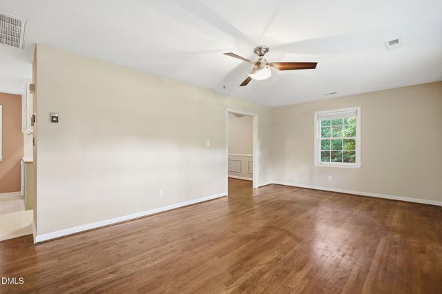 6725 W Lake Anne Drive, Raleigh, NC 27612