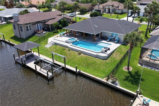 13 FLAMETREE COURT, Palm Coast, FL 32137