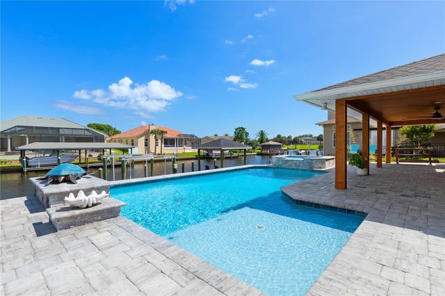 13 FLAMETREE COURT, Palm Coast, FL 32137