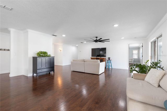 13 FLAMETREE COURT, Palm Coast, FL 32137