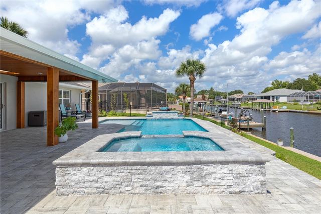 13 FLAMETREE COURT, Palm Coast, FL 32137