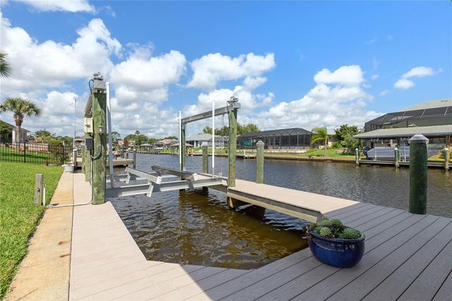 13 FLAMETREE COURT, Palm Coast, FL 32137