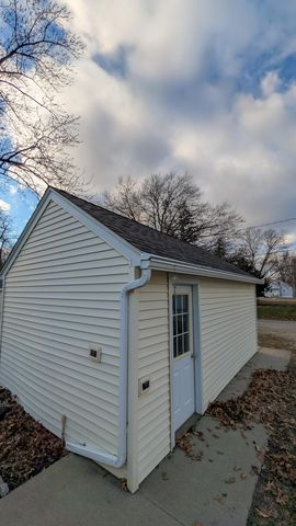 1008 9th Avenue SW, Austin, MN 55912