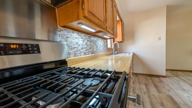 1008 9th Avenue SW, Austin, MN 55912