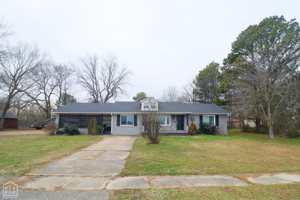 188 S Main Street, Sedgwick, AR 72465