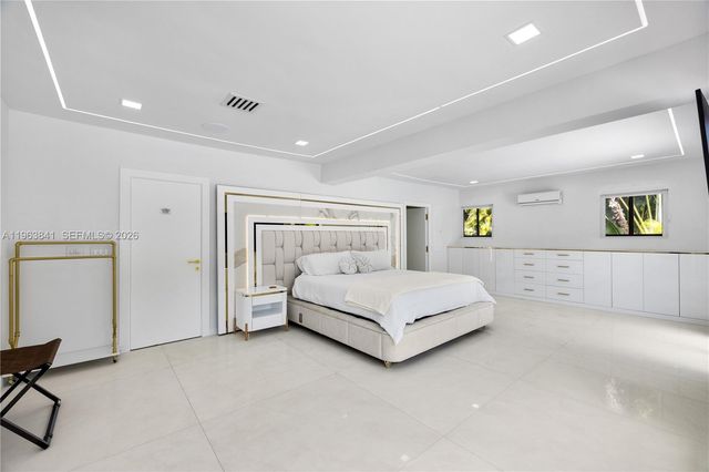 1117 Adams St, Hollywood, FL 33019