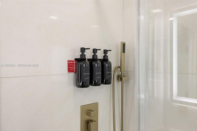 1117 Adams St, Hollywood, FL 33019