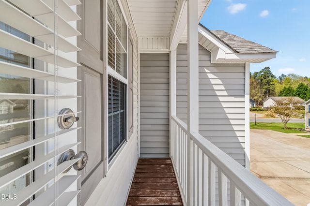 110 Gatwick Court, Clayton, NC 27520