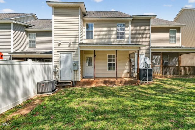 110 Gatwick Court, Clayton, NC 27520