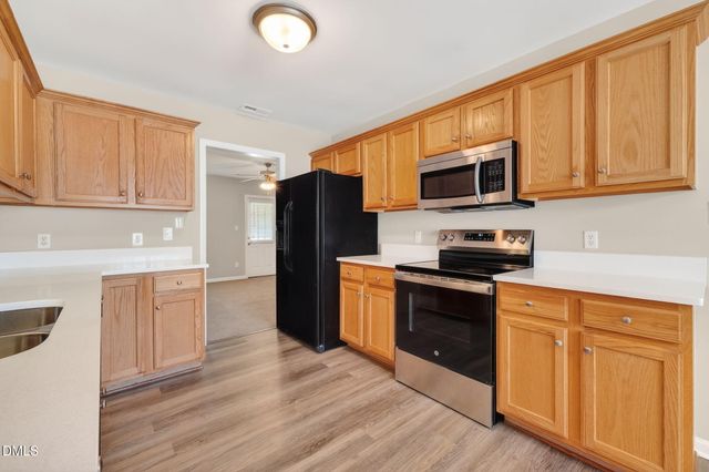 110 Gatwick Court, Clayton, NC 27520