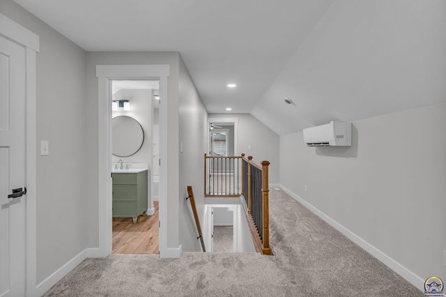 1508 SW Ward PKY, Topeka, KS 66604