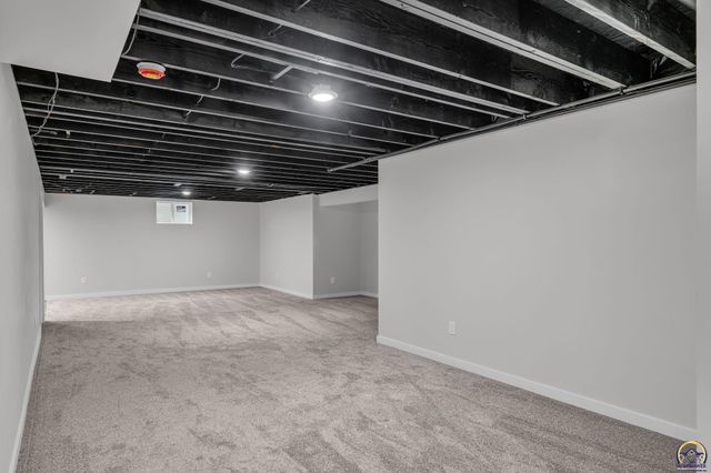 1508 SW Ward PKY, Topeka, KS 66604