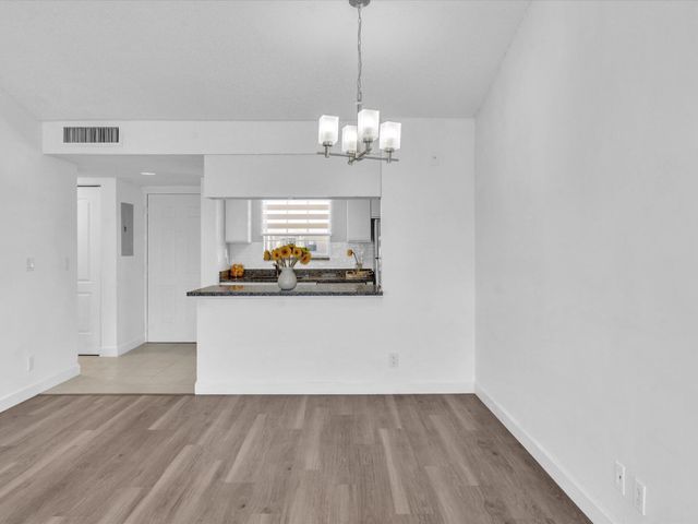 6284 La Costa Drive K, Boca Raton, FL 33433