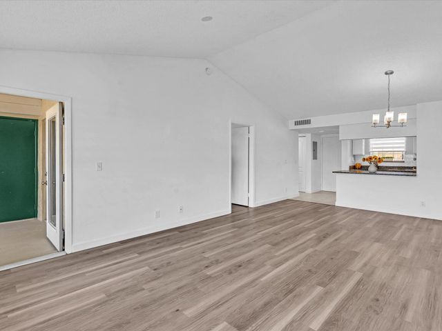 6284 La Costa Drive K, Boca Raton, FL 33433