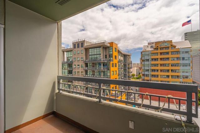 300 W Beech St 901, San Diego, CA 92101