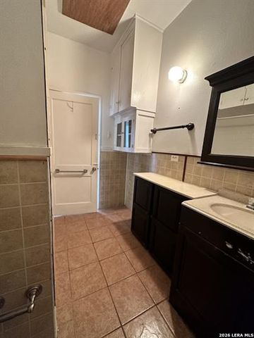 3916 presa, San Antonio, TX 78210