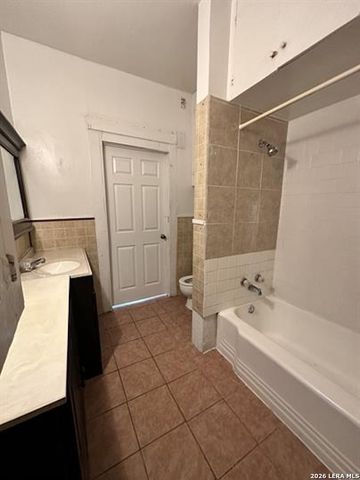 3916 presa, San Antonio, TX 78210