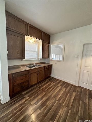 3916 presa, San Antonio, TX 78210