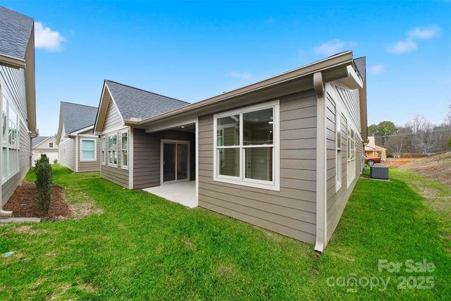 831B Wynnshire Drive, Hickory, NC 28601