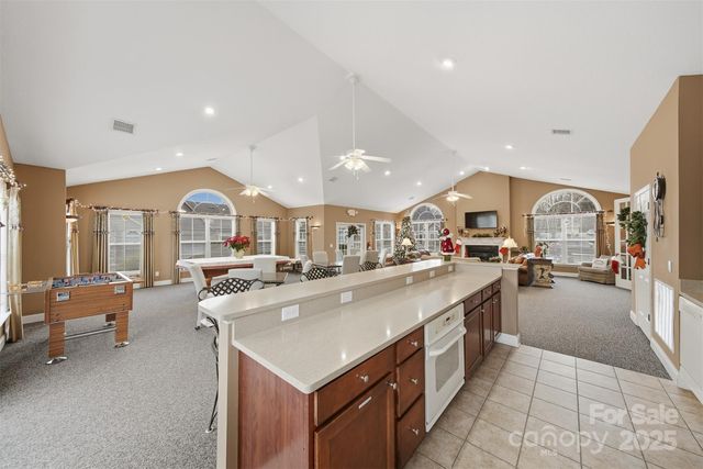 831B Wynnshire Drive, Hickory, NC 28601