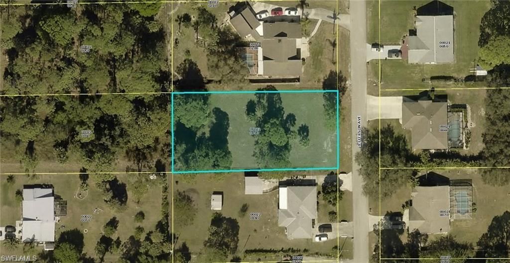 113 Jefferson AVE, LEHIGH ACRES, FL 33936 — exterior