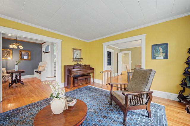 85 Cheney Street, Newport, NH 03773