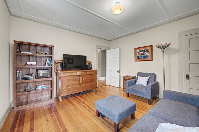 85 Cheney Street, Newport, NH 03773