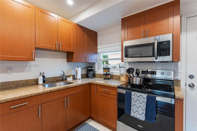 2102 SW 31st Avenue 2100, Miami, FL 33145