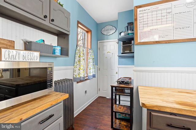 101 N BROWN ST, Gloucester City, NJ 08030